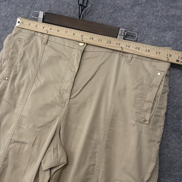 Chicos Cargo Crop Pants Womens Sz 2.5 US 14 Tan Utility Zip Pockets Snap‎ Hem - Picture 10 of 10